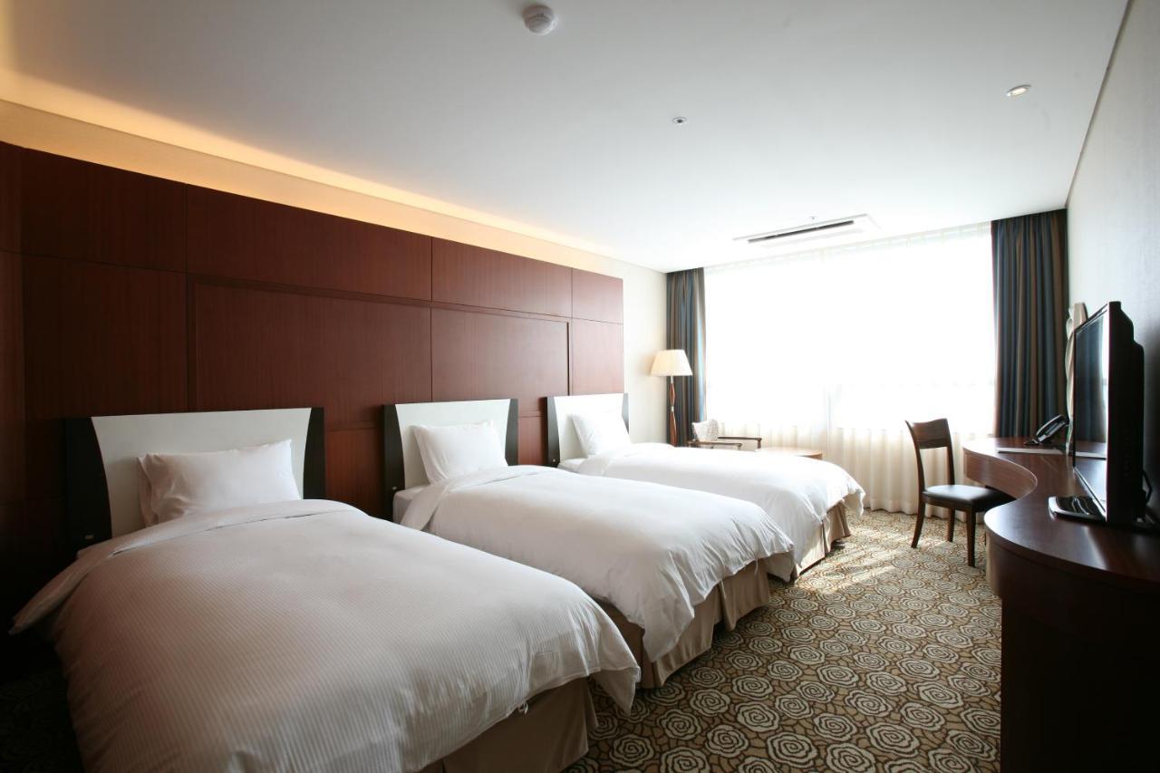 Sun Valley Hotel Yeoju Buitenkant foto