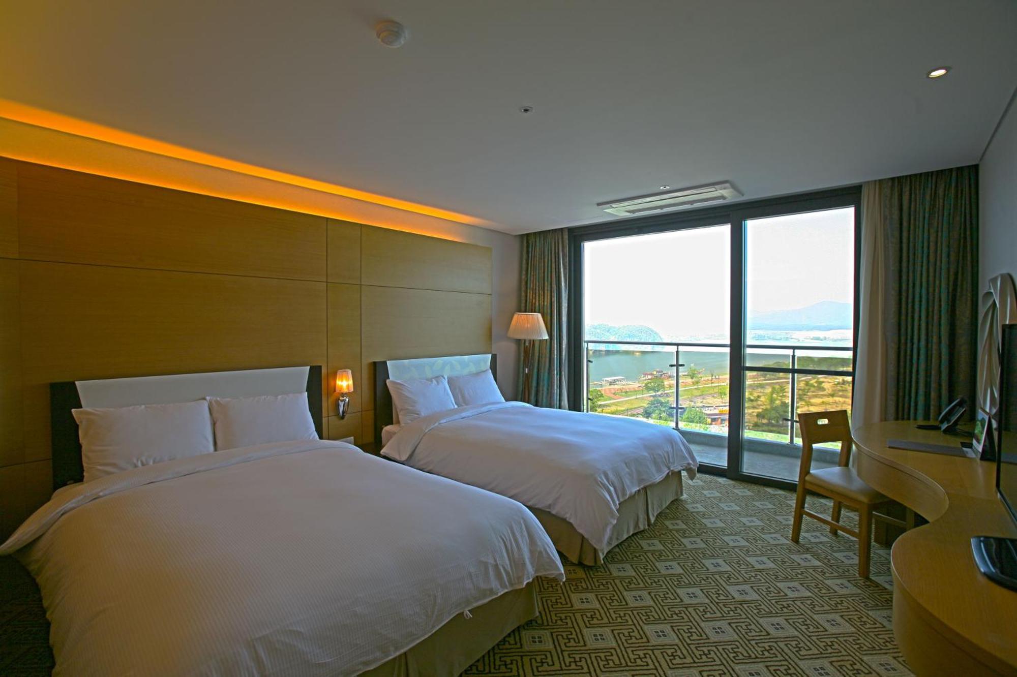 Sun Valley Hotel Yeoju Buitenkant foto